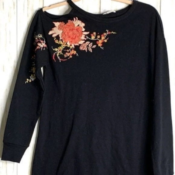 Maurice Cold Shoulder Floral Embroidered Black Dress - Picture 7 of 10